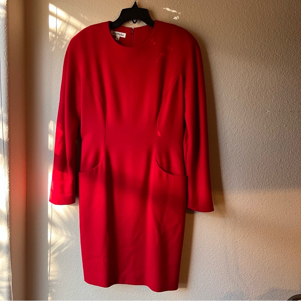 Ann Taylor Red sheath dress with pockets size 6